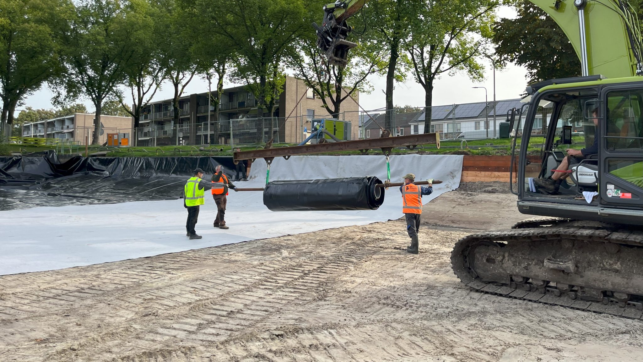 vijverfolie-voor-een-vijverrenovatie-tilburg-npi